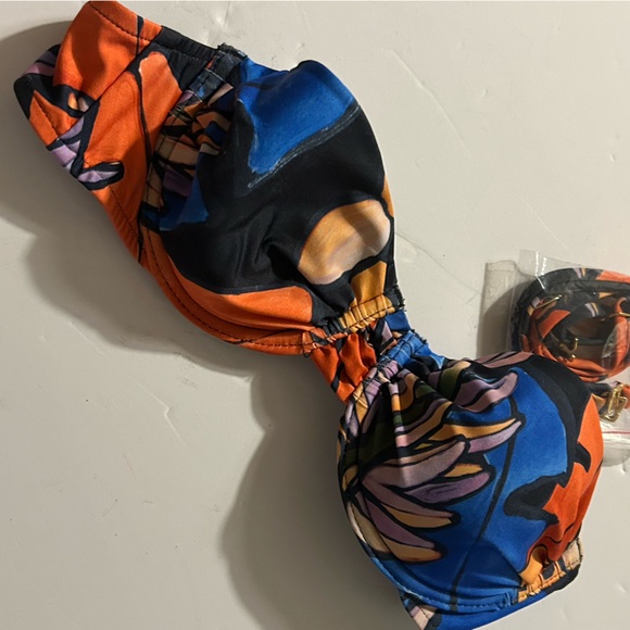 New Farm Rio Sweetheart Bikini Top removalble strap X-Small - Picture 3 of 7